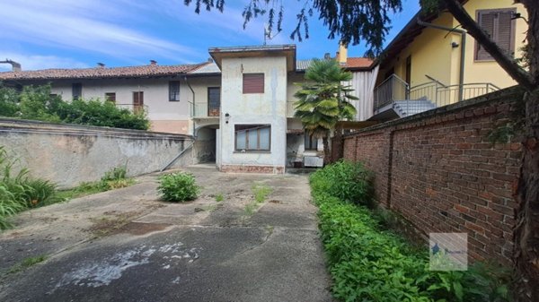 casa indipendente in vendita a Turbigo