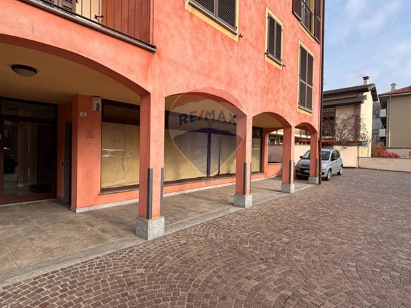 negozio in vendita a Turbigo