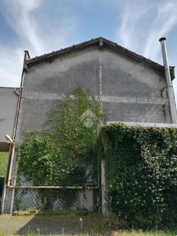 capannone in vendita a Turbigo