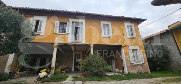 casa indipendente in vendita a Turbigo