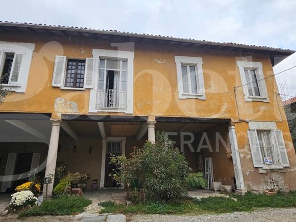 casa indipendente in vendita a Turbigo