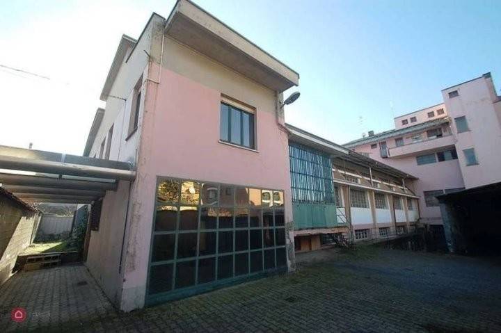 intera palazzina in vendita a Turbigo