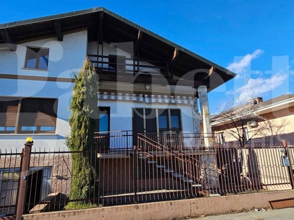 casa indipendente in vendita a Turbigo