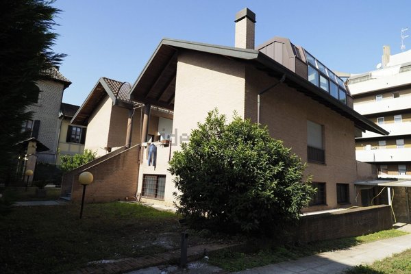 casa indipendente in vendita a Turbigo