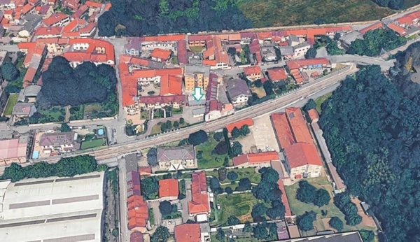 locale commerciale in vendita a Turbigo