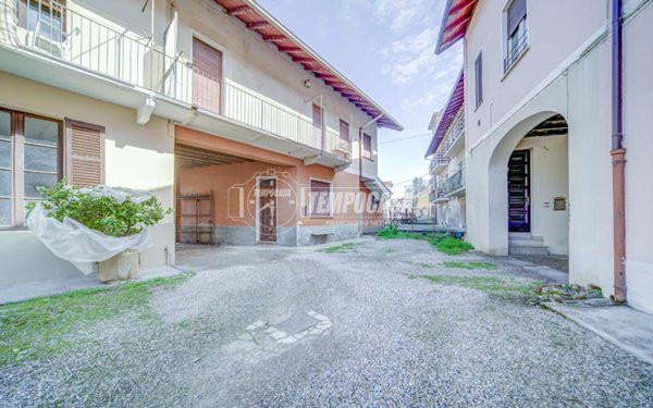 casa indipendente in vendita a Turbigo