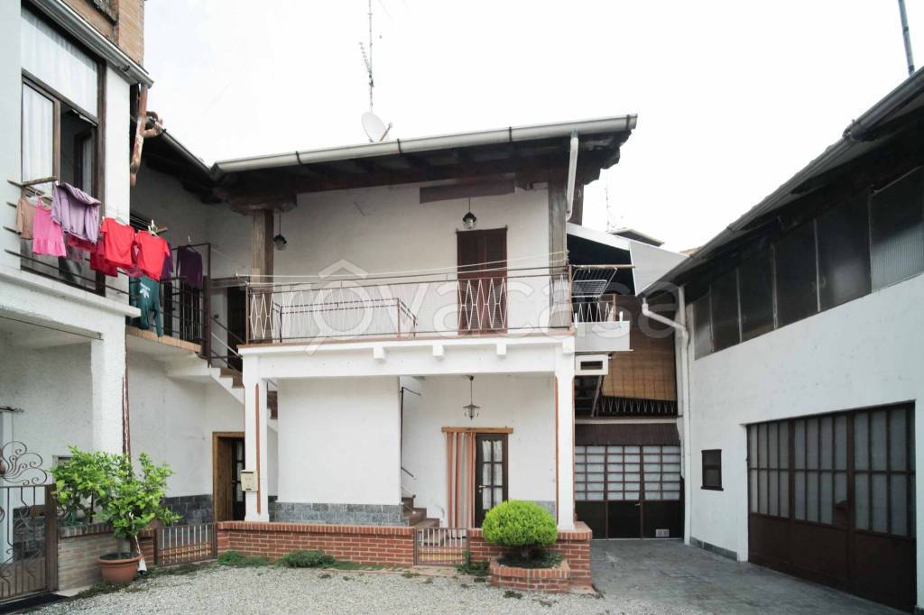casa indipendente in vendita a Turbigo