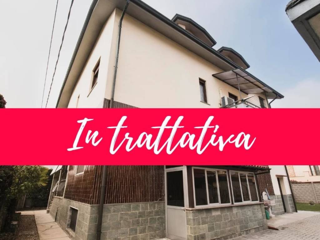 casa indipendente in vendita a Vanzago