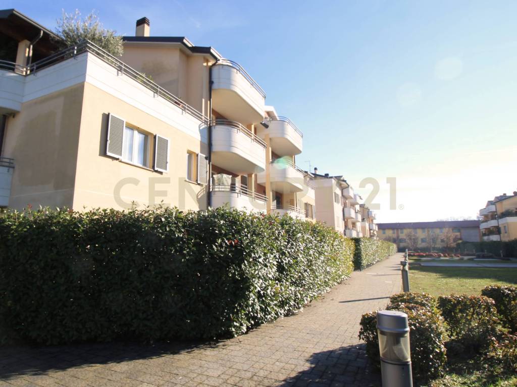 appartamento in vendita a Vanzago