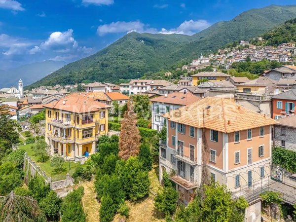casa indipendente in vendita a Vanzago