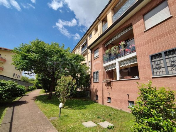 appartamento in vendita a Vanzago