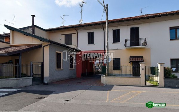 appartamento in vendita a Vanzago