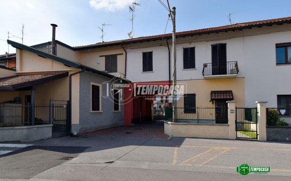 appartamento in vendita a Vanzago