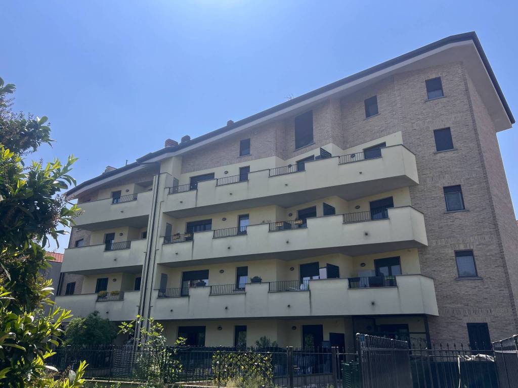 appartamento in vendita a Vanzago
