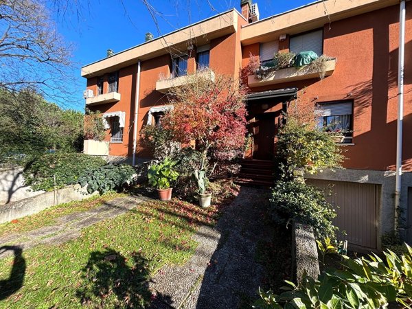 casa indipendente in vendita a Vanzago