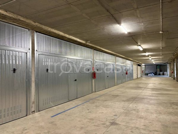 box auto in vendita a Vanzago