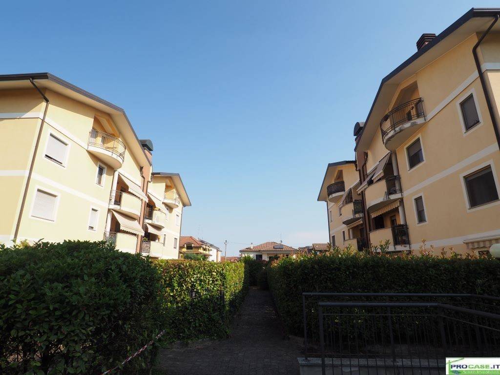 appartamento in vendita a Vanzago