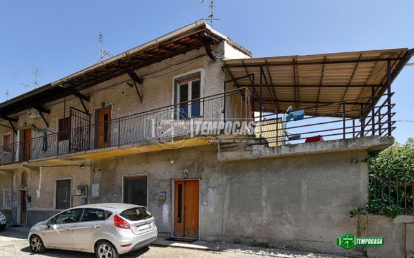 appartamento in vendita a Vanzago in zona Mantegazza