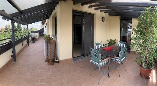 appartamento in vendita a Vanzago in zona Mantegazza