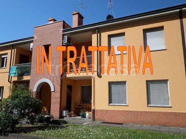 appartamento in vendita a Vanzago in zona Mantegazza
