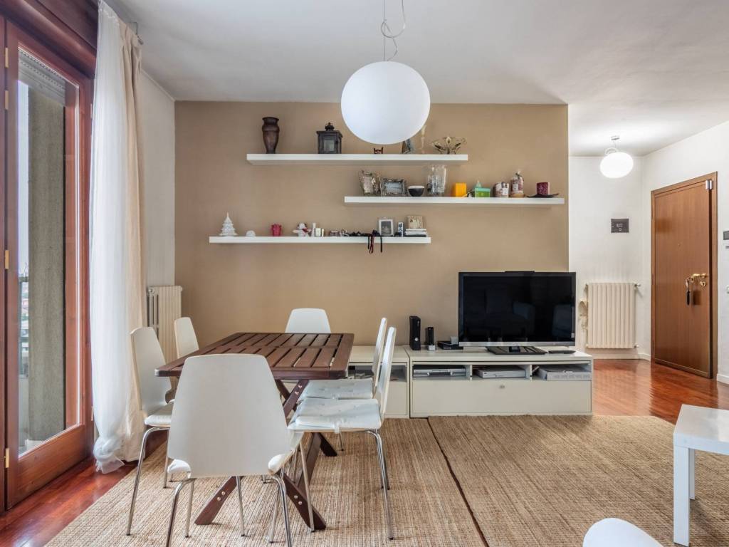 appartamento in vendita a Vanzago