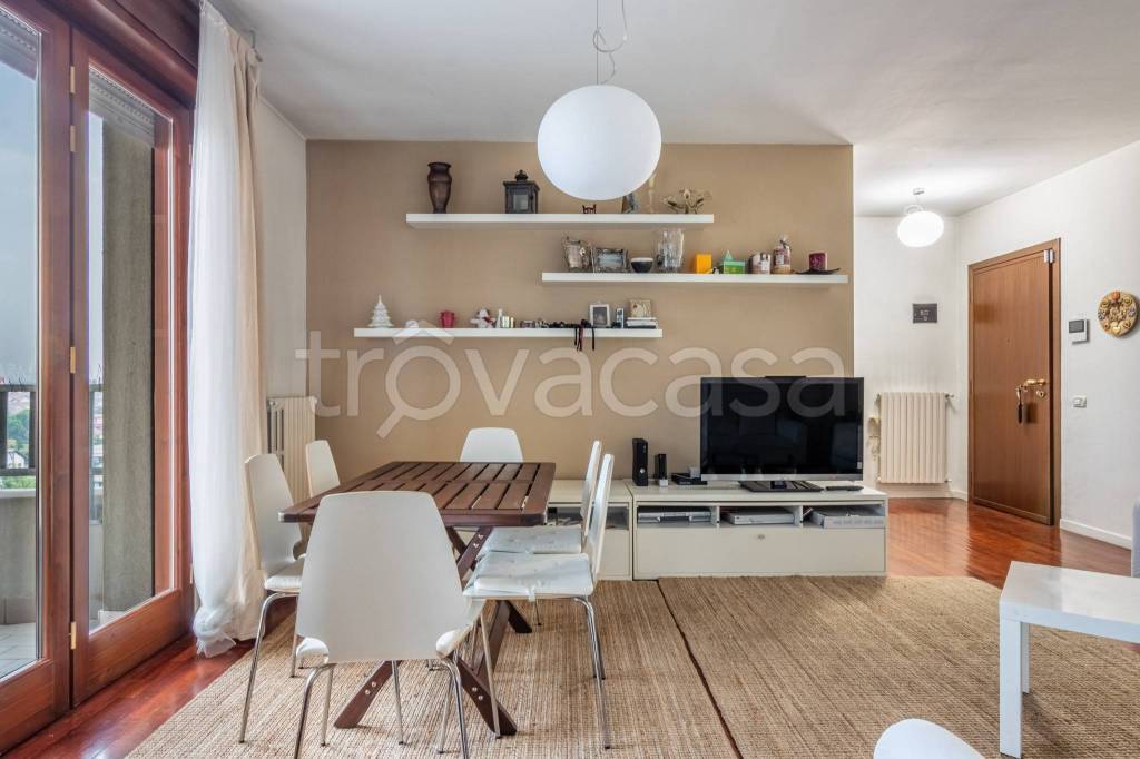 appartamento in vendita a Vanzago