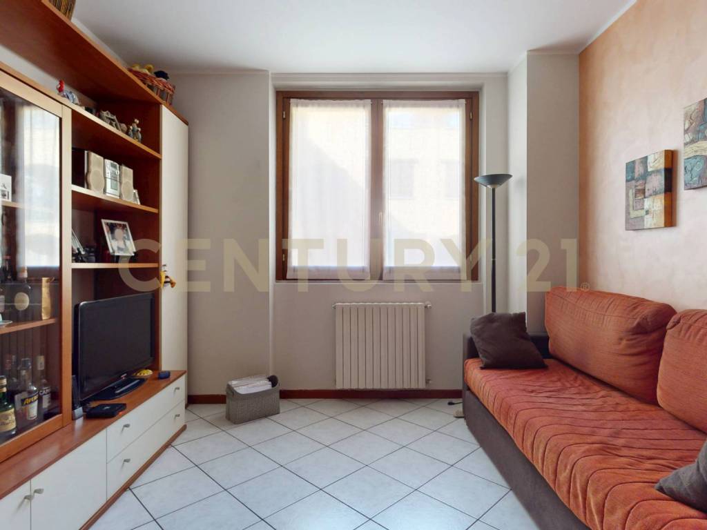 appartamento in vendita a Vanzago in zona Mantegazza