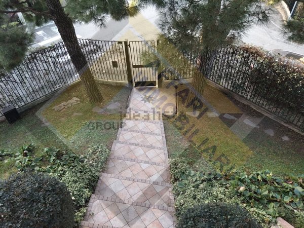 casa indipendente in vendita a Vanzago