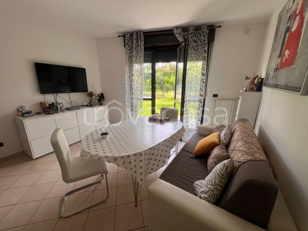 appartamento in vendita a Vanzago