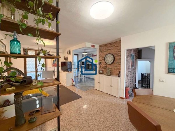 casa indipendente in vendita a Vanzago
