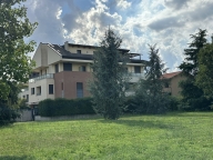 appartamento in vendita a Vanzago in zona Mantegazza