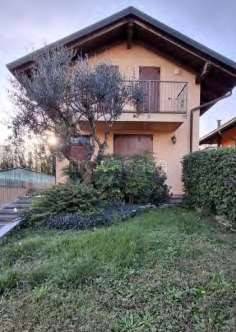 casa indipendente in vendita a Vanzago in zona Mantegazza