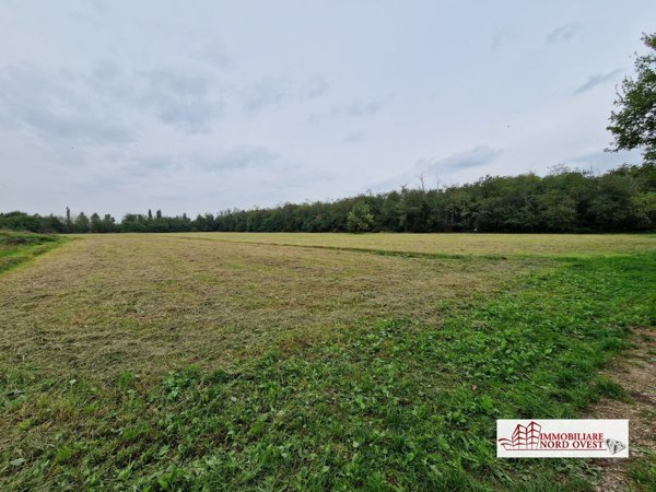 terreno agricolo in vendita a Vanzago in zona Mantegazza