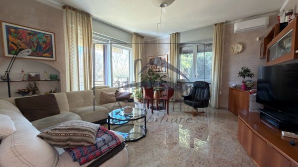 casa indipendente in vendita a Vanzago in zona Mantegazza