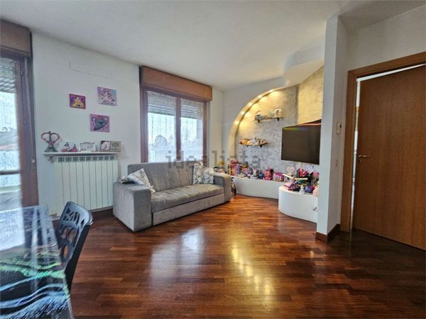 appartamento in vendita a Vanzago