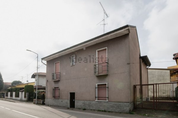 casa indipendente in vendita a Vanzago