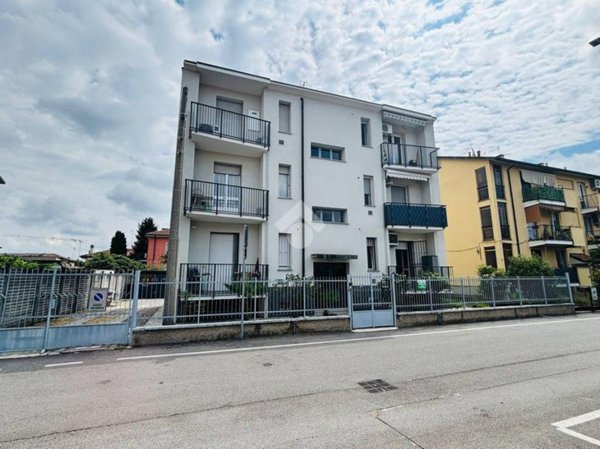 appartamento in vendita a Vanzago