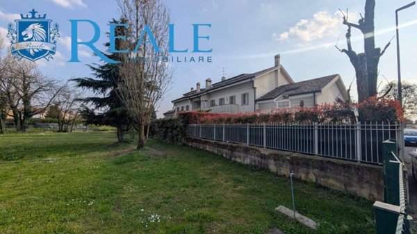 appartamento in vendita a Vanzago in zona Tre Campane