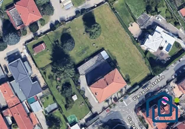 terreno edificabile in vendita a Vanzago in zona Mantegazza