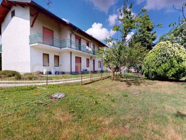 casa indipendente in vendita a Vanzago in zona Filanda