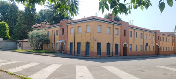appartamento in vendita a Vanzago in zona Mantegazza