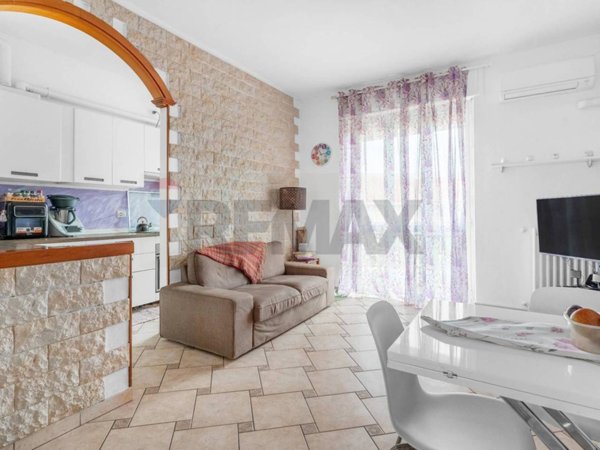 appartamento in vendita a Vanzago in zona Filanda