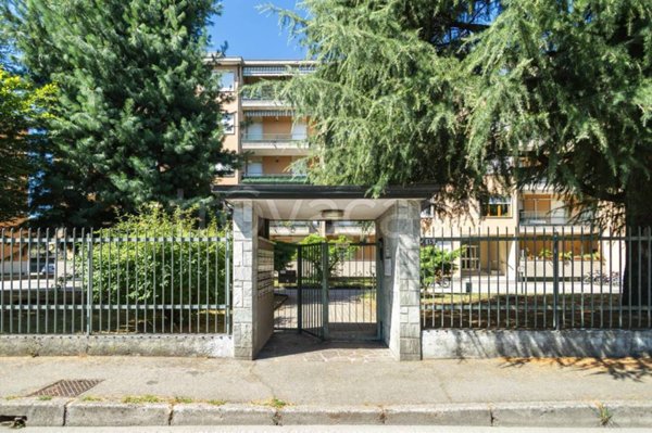 appartamento in vendita a Vanzago in zona Filanda