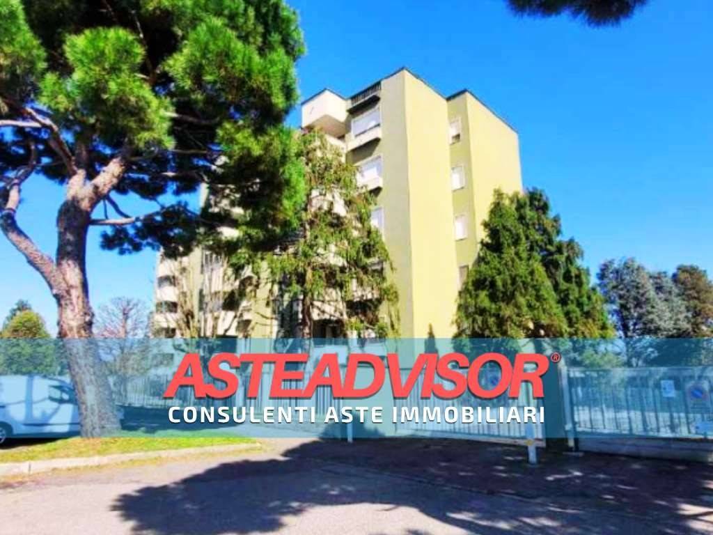 appartamento in vendita a Vanzago in zona Filanda