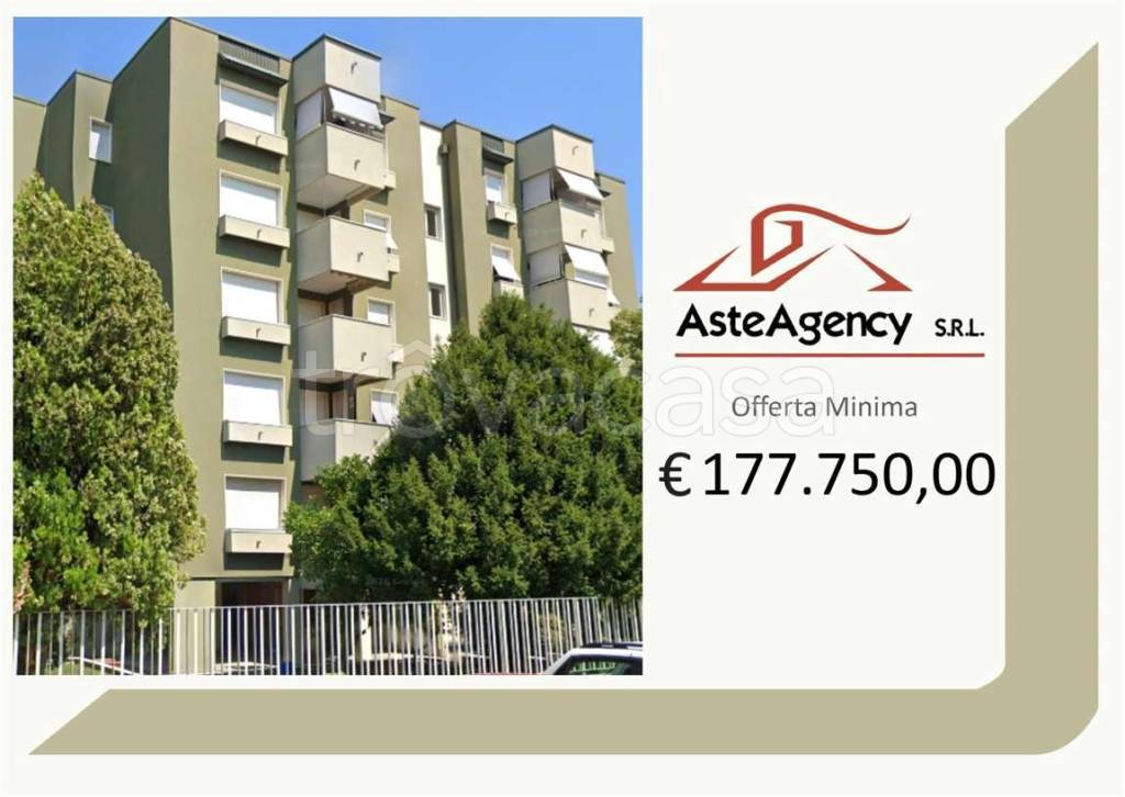 appartamento in vendita a Vanzago in zona Filanda