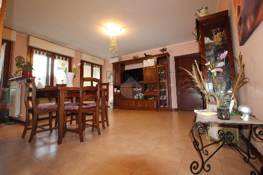 appartamento in vendita a Vanzago