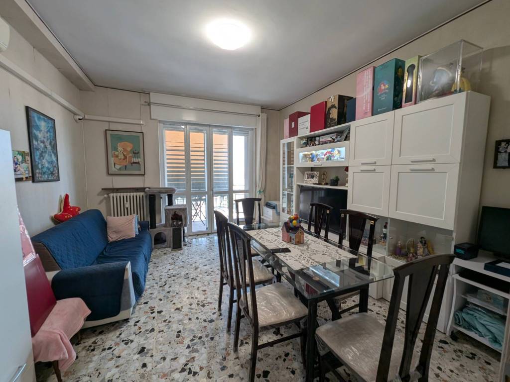 appartamento in vendita a Vanzago in zona Filanda