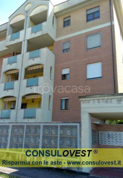 appartamento in vendita a Vanzago in zona Filanda