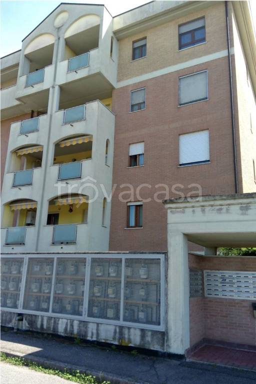 appartamento in vendita a Vanzago in zona Filanda