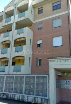 appartamento in vendita a Vanzago in zona Filanda